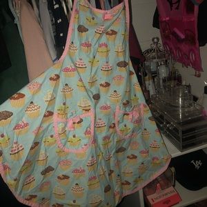 Cupcake apron